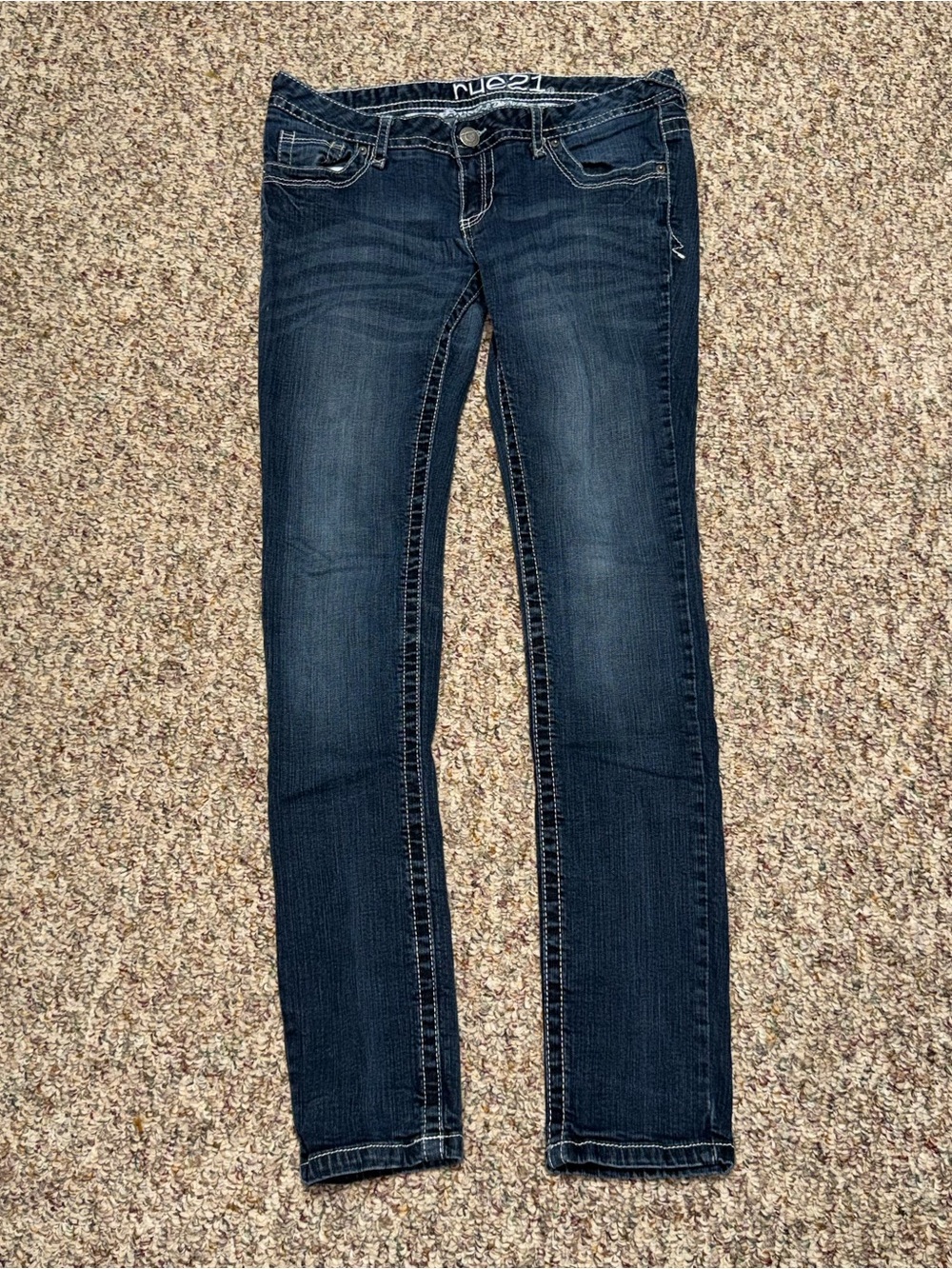 Women's size 5, 5/6 rue 21 Dark Blue Skinny Jeans low‎ rise